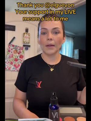 A post by @donareclamos on TikTok caption: elguevon, thank you for the incredible support in my LIVE! I will keep creating better LIVE content!@elguevon #tiktoklive #livehighlights #livegift #sagesslash #bowknot 