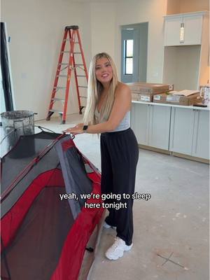 A post by @mariahandbill on TikTok caption: We will see y’all in the morning 🤣❤️