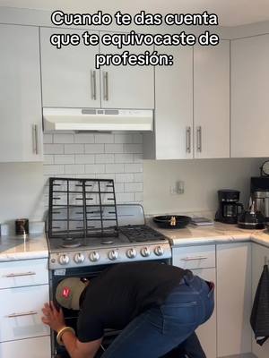 A post by @brauliorodrg on TikTok caption: Yo también puedooooo!😂 #comedia  #humor  #girls 