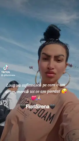 A post by @florisirena88 on TikTok caption: #trendingvideos #viralvideotiktok #fyp #ilvreauviralll❤ #foryoupage❤️❤️ #FloriSirena 