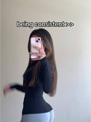 A post by @ehcico on TikTok caption: bouncing back #glutes #gym #fyppp 