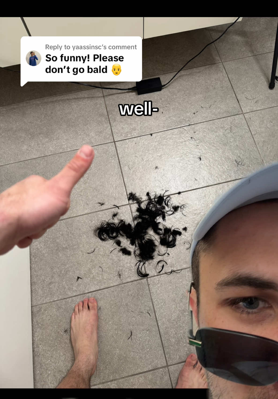 A post by @notolsennchris on TikTok caption: Replying to @yaassinsc #shavedhead 