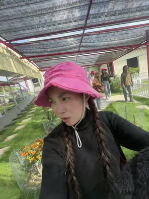 A post by @blacksheepbella on TikTok caption: គៀតហ្វាម💕