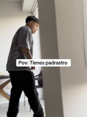 A post by @niloc_reyezz on TikTok caption: Nada más cuando les conviene #familia #papa #pareja 
