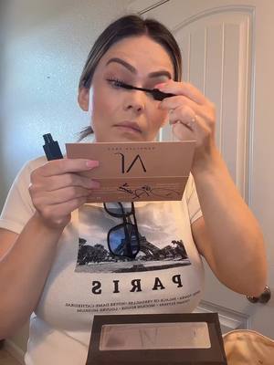 A post by @donareclamos on TikTok caption: #tiktoklive #livehighlights 