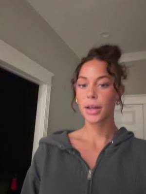 A post by @tiff.jeffcoat on TikTok caption: Saying bye to me & Halo’s first apartment together 😭 #movingday 