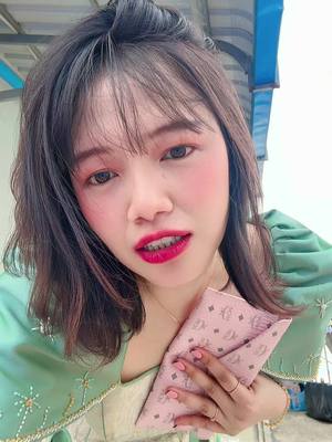A post by @jein_long on TikTok caption: 😅😅