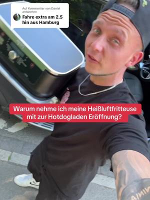 A post by @reneschmock on TikTok caption: Antwort auf @Daniel (SchautInMeineProfilbeschreibung) #göttingen #schmockdog 