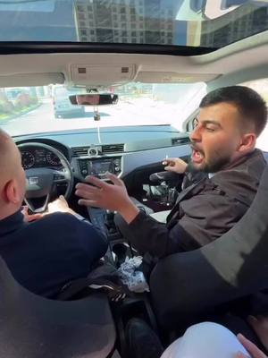 A post by @enescinpolat on TikTok caption: Yürü #enescinpolat 
