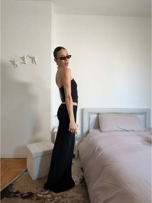 A post by @giorgiaradaellii on TikTok caption: sirena