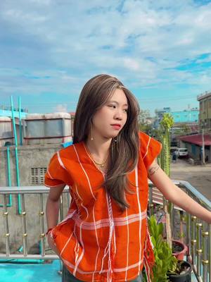 A post by @wimelay03 on TikTok caption: အိမ်လေးတရက် ကပ်နေသော ဝိုင်းစိန်မ🤭🧡@👑 Wine Lay 👑Y👑 #winelay03 