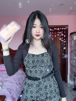 A post by @rothrothh25 on TikTok caption: មីរ័ត្ន🙄@Pov 