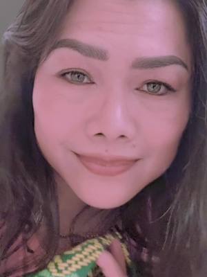 A post by @kanasheasley on TikTok caption: Maki Trend 😃 #kkmokkko😃 #aguysamoka🤪 #ilonggoroyals #bidabida🐝 #justmekana #dmkana81522💙 #fy 
