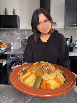 A post by @majda.berrada on TikTok caption: كسكس بالخضر 🇲🇦 recette couscous #couscous #marocaine🇲🇦 #recette #كسكس #إكسبلورر #كسكسو_بالخضار_واللحم #مغربية #شهيوات #مغربية🇲🇦 