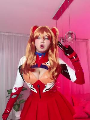 A post by @hana_c4 on TikTok caption: Hi #asuka #asukaevangelion 