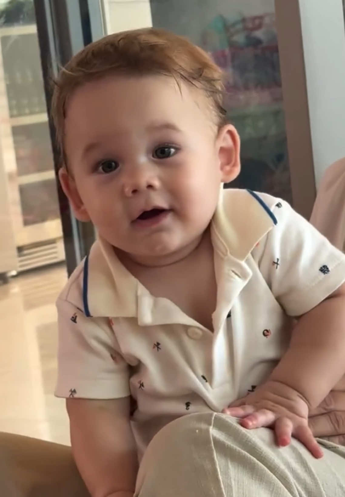 A post by @zefelipe on TikTok caption: Vocês ouviram um PAPAI?! 🥰💙 