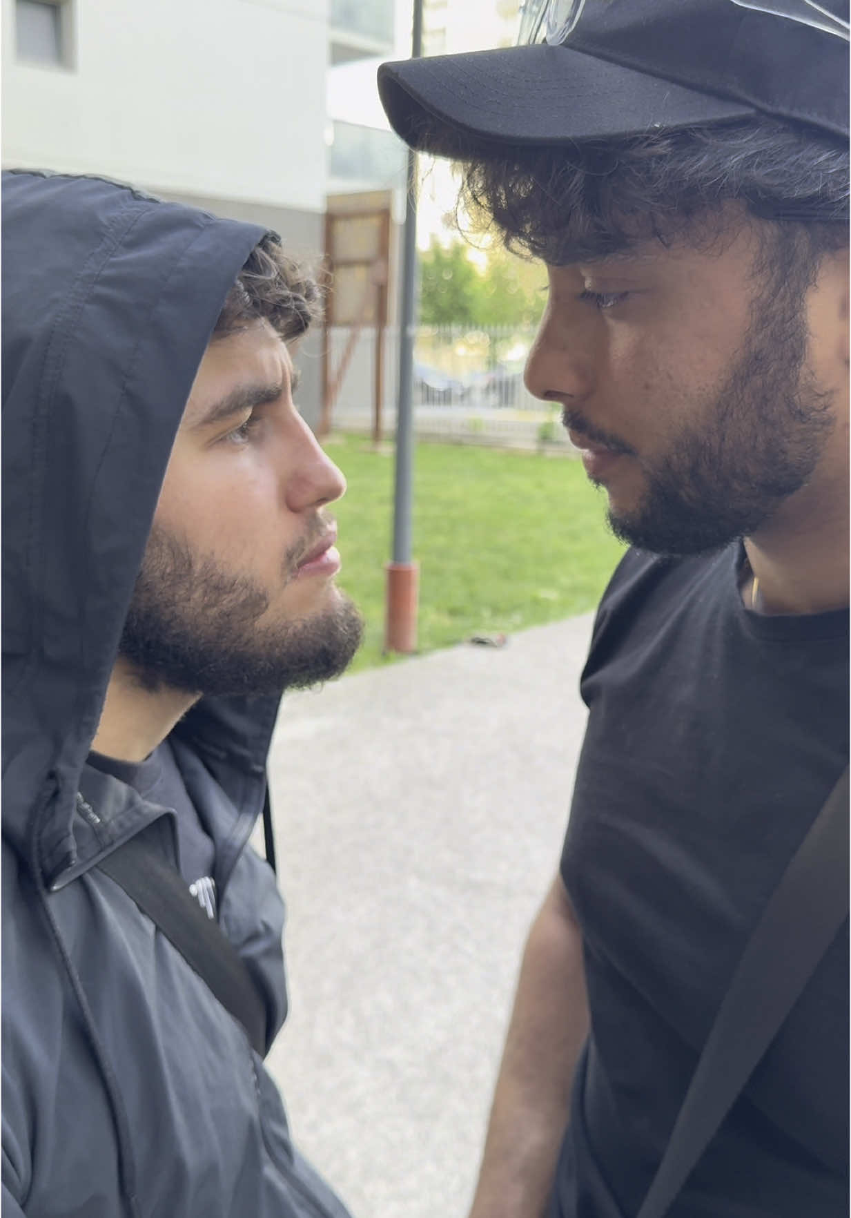 A post by @mouloudtr on TikTok caption: @Geronimo on fait comment ? 