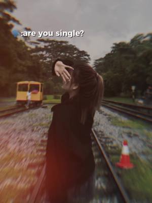 A post by @pisilay886 on TikTok caption: ပူပူနွေးနွေး singleလေးရမယ်🤭#foryou #foryoupage 
