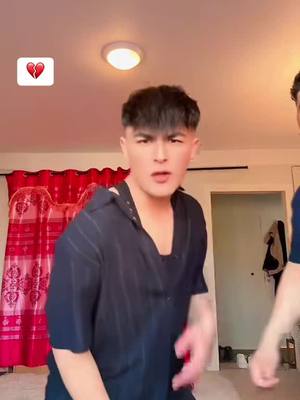 A post by @khomar334 on TikTok caption: #virale #foryou #1millionaudition #karate #شیر 