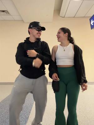 A post by @uzielgonzalezz on TikTok caption: Se los prometemos que al rato se los hacemos arreglados💃🕺 ya listos pal baile con @Conjunto Nuevo Amanecer 🌟🥳🤌🏻 @Celeste #foryoupage #foryoupage #viral #rancho #uziel #uzielgonzalez #bailando #baile #bailar #banda #bandas #cumbia #jalisco #mexico #desmadre #bailes #jaripeos #amiga #celeste #couplegoals #Bestfriend #bombon #bombonasesino #ninelconde 