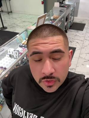A post by @brian_huerta13 on TikTok caption: #fyp #viral 