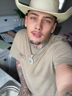 A post by @_ghettocowboy_ on TikTok caption: I do find it funny tho 🤷🏻‍♂️#fyp #fypシ 
