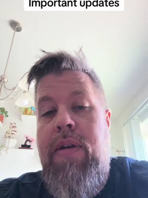 A post by @_joeseppi_ on TikTok caption: Found some guy in my kitchen eating my food. #jessebaremore 