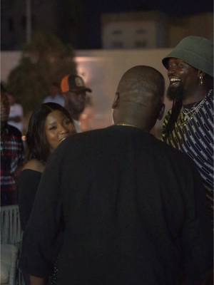 A post by @e_adebayor on TikTok caption: SEA~ Quelle soirée à la maison. Un concert privé, des vibes inoubliables, de la passion partagée avec des artistes incroyables et des âmes magnifiques. Merci d’avoir rendu cette Fête du Travail si spéciale. #SEALive #PrivateConcert #LaborDayVibes #Gratitude