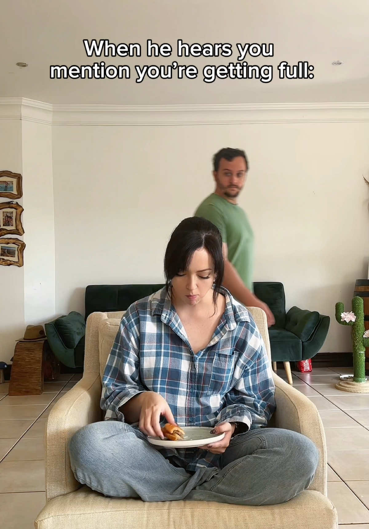 A post by @crystal.g.katsini on TikTok caption: #ladywiththebendyface #couple 
