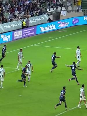 A post by @cadizclubdefutbol on TikTok caption: La celebración que supuso el 2-2 #laligahighlights #cádizcf #CórdobaCádiz #cadismo 
