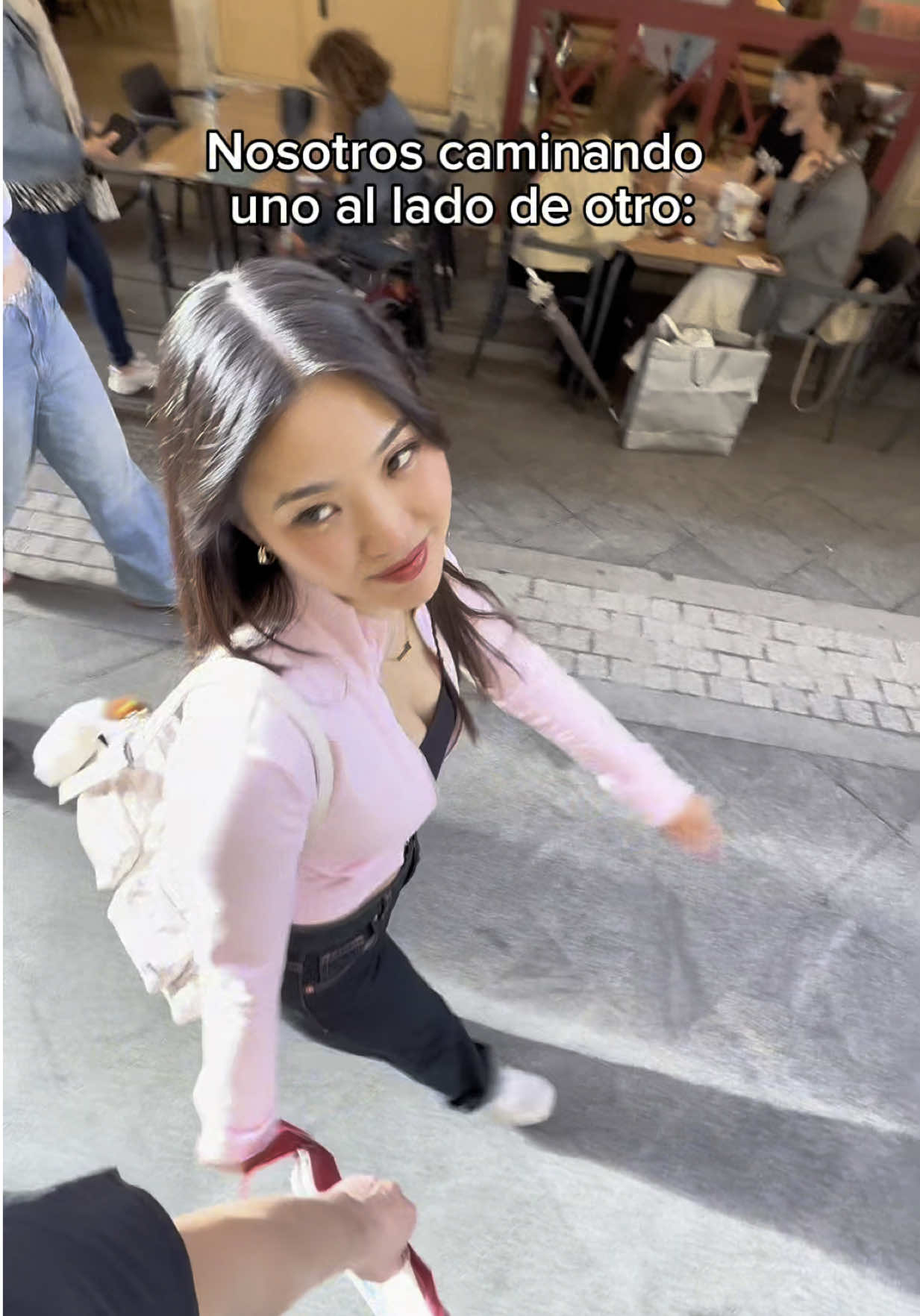 A post by @skyandtami on TikTok caption: Y tu cuanto mides? 😋