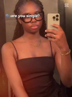 A post by @styline407 on TikTok caption: Mon gar mon combat 🙃❤️ #tiktokcanada🇨🇦 #styline407 #pourtoi #foryoupage #tiktokcameroon🇨🇲tiktokafrica #couple #couplegoals❤️ 