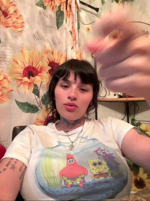 A post by @almiithaa420 on TikTok caption: #corabienfrio #fyp 
