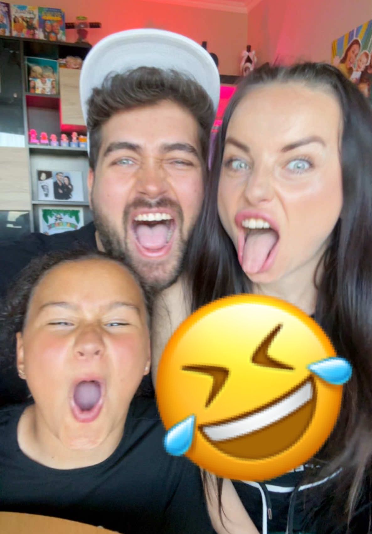 A post by @bacesandeff_ on TikTok caption: TRA LA LAAA 🤣🤣🤣