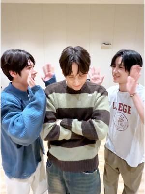 A post by @txt.bighitent on TikTok caption: 너를 🫵 더 알고 싶어 ❣️ (Easy ver.) #LoveLanguage #Whats_Your_LoveLanguage #TXT