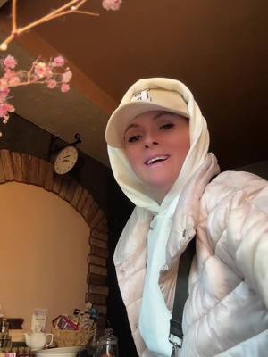 A post by @zhanna_lavrova69 on TikTok caption: #распаковка #рекомендентэ🎯🌈⭐️🎉 #готовимдома😋 