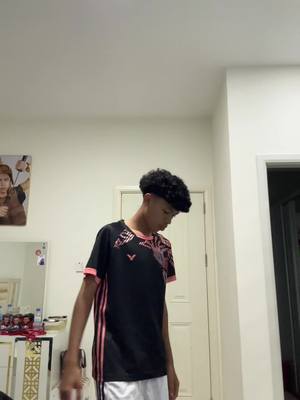 A post by @ericoffical.01 on TikTok caption: ងៃនេះរាងស្លូត☺️#zxycba #foryou 