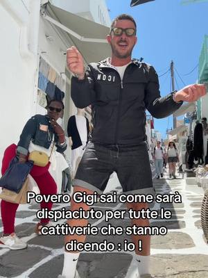 A post by @gigipescheria on TikTok caption: #mikonosisland  sono in Grecia non sapendo di dover andare in Grecia 
