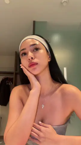 A post by @yukiitakahashiii on TikTok caption: Grwm to go on a date yahhhh☺️#fyp #viral #yukiitakahashi 
