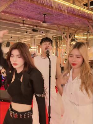 A post by @phatta_phou034 on TikTok caption: ព្រាយអីស្អាតៗចឹង…😂😜🤣