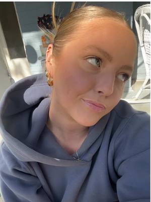 A post by @justembaswrld on TikTok caption: #fyp 