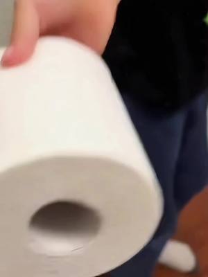 A post by @topfunnyusa2025 on TikTok caption: #scarecam#scarepranks#funny#funnyvideos#funnytiktok#tiktok#foryour#fyp #fyp#haha#usa🇺🇸 
