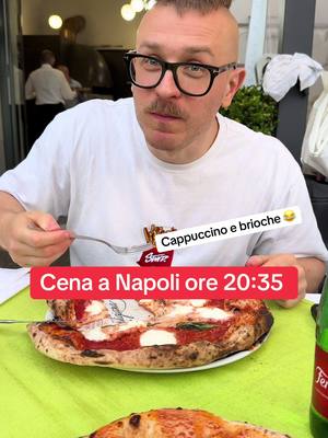 A post by @dannylazzarin on TikTok caption: Cena a Napoli 😂