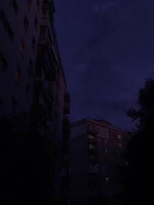 A post by @kerri1ms on TikTok caption: #kerri1ms#music#футажи#lyrics#футажистекстом 