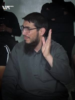 A post by @syriatelevision on TikTok caption: في ظل الحاجة إلى دوريات تسهم في حماية المدينة مبادرة من مجلس الأعيان في القصير بريف #حمص لتنسيب شبان إلى الأمن العام إعداد: أنس إدريس #تلفزيون_سوريا #نيو_ميديا_سوريا