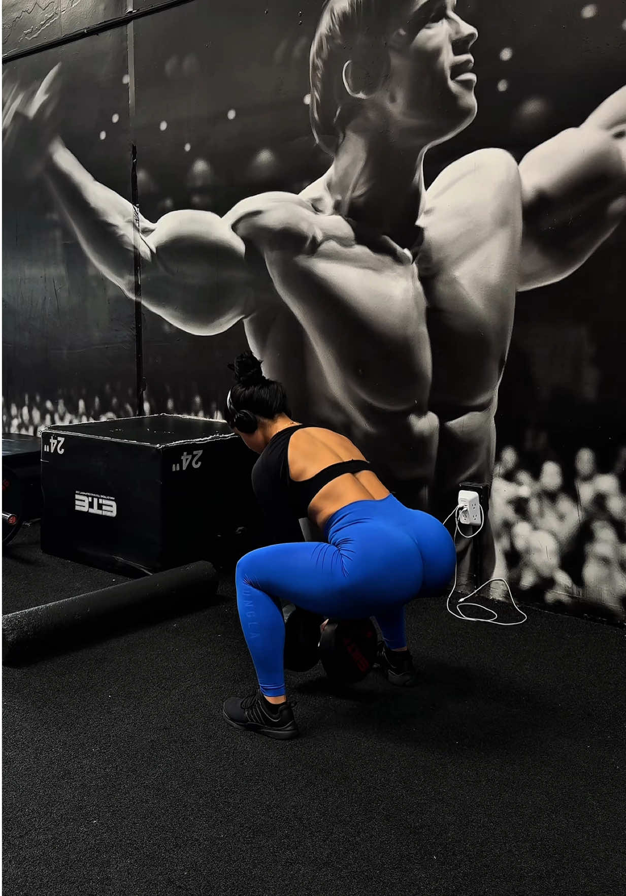 A post by @ivesroz on TikTok caption: Lower body work in only 45 minutes!! let’s move that body and get ACTIVE! You’re the only person who can do this for yourself!! let’s get to work.  You got this!  #lowerbody #gym #gymmotivation #glutes 