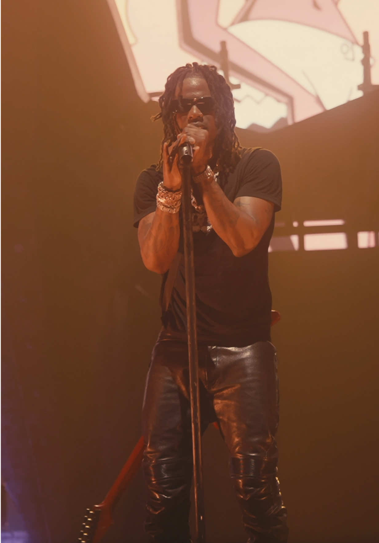 A post by @badboyrema on TikTok caption: #remaconcert 