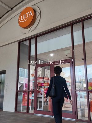 A post by @theosburnfamily on TikTok caption: Let this be your sign to get get your favorite girl an @Alo Yoga set. Now to go home and get ready for a girls night out 🤣 #theosburnfamily #shopping #shoppinghaul #shopwithme #DayInMyLife #dailyvlog #vlog #sahm 