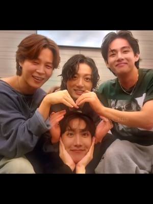 A post by @giuss_tizia on TikTok caption: crying joy #btscomeback #junghoseok #bangtanboys #bangtan #hopekook #taekook #vminkook @hobipower @AbjkMRstY 