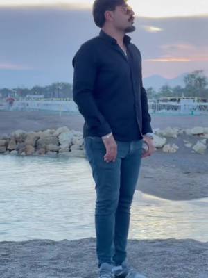 A post by @cilgindondurmaci on TikTok caption: #anılar 